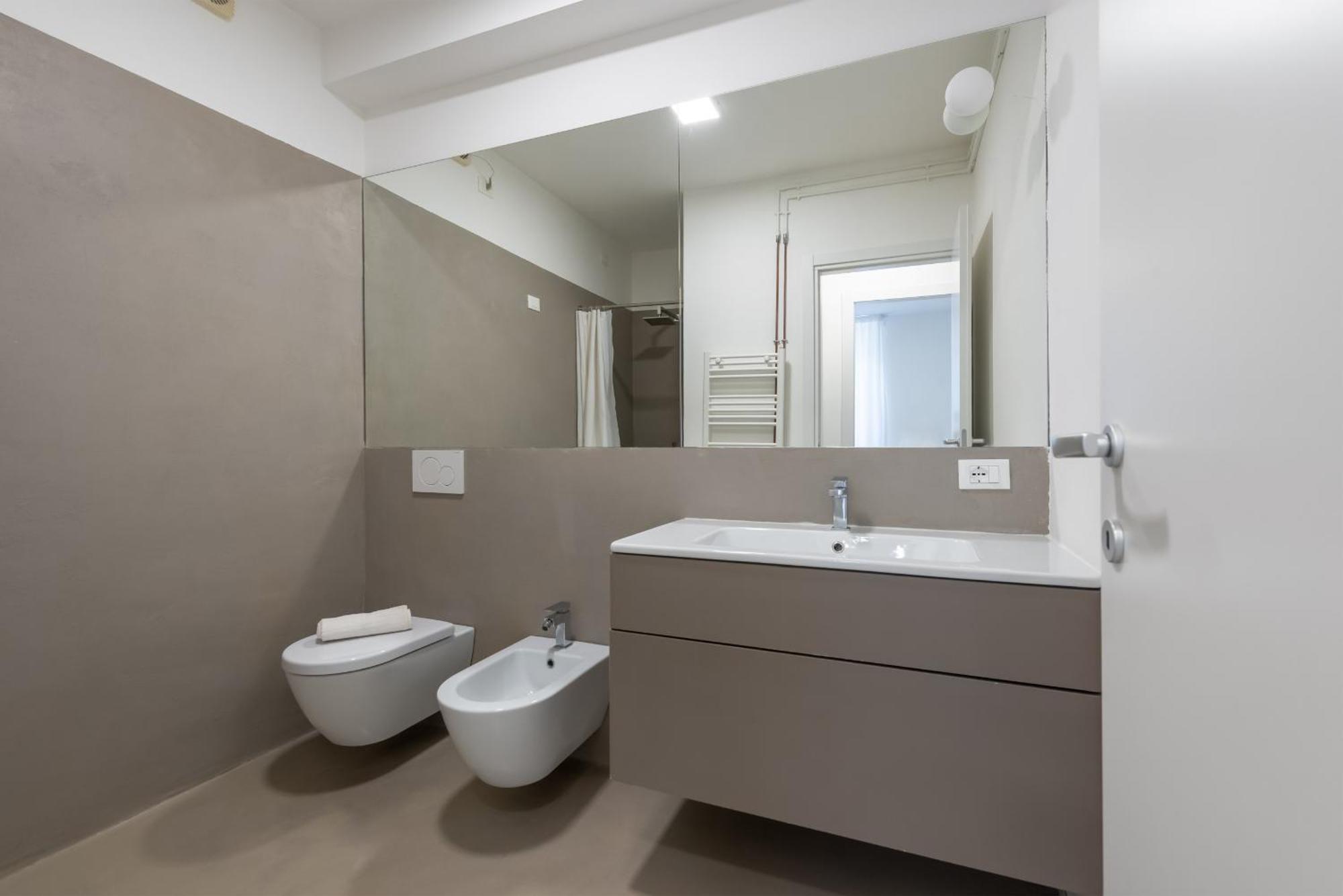 Residence Orti Apartments By Wonderful Italy Salò Esterno foto