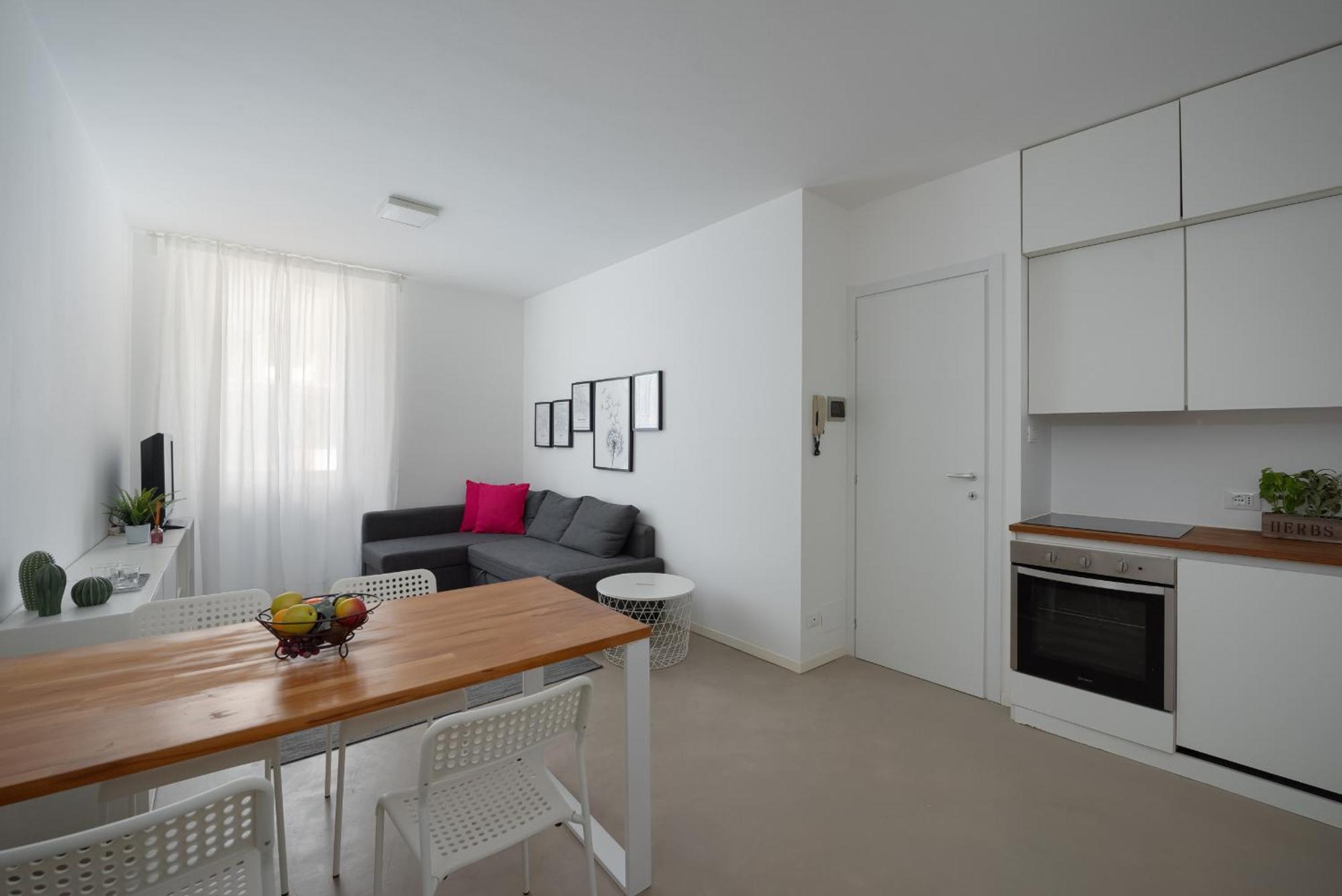 Residence Orti Apartments By Wonderful Italy Salò Esterno foto
